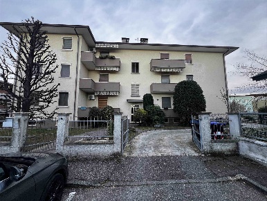 Foto Appartamento a Podenzano Centro di 89 m² con 5 locali in vendita