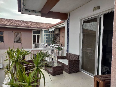 Foto Appartamento a Aci Castello di 90 m² con 3 locali in vendita