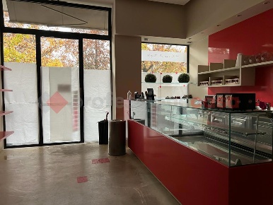 Foto Negozio a Arezzo Giotto di 65 m² con 3 locali in affitto