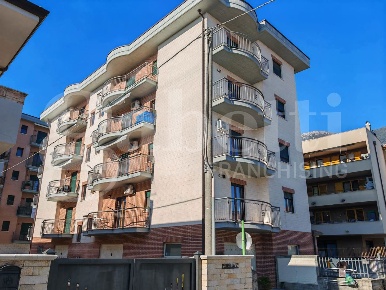 Foto Appartamento in Via Giotto Di Bondone 59A, Venafro Centro di 99 m²