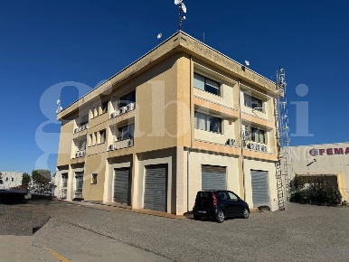 Foto Ufficio in Contrada lecco 38, Rende Quattromiglia di 314 m² in vendita