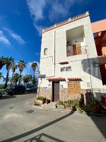 Foto Casa indipendente in Via VITTORIO VENETO 340, Tuglie di 122 m²