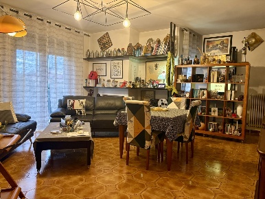 Foto Appartamento in Via Giuseppe Biasi 23, Alghero Sant'Agostino di 157 m²