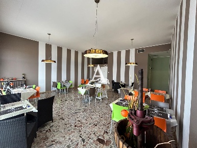 Foto Bar a Verona Zona Fiera di 140 m² con 2 locali in vendita