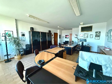 Foto Ufficio in Via Carlo Marx  97, Carpi Quartirolo - Meloni di 57 m²
