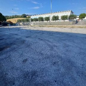 Foto Capannone industriale a Osimo di 180 m² con 2 locali in affitto