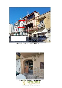 Foto Appartamento in Via gennaro aspreno n. 115, Napoli di 110 m² all'asta