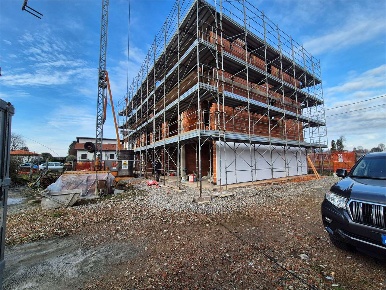 Foto Appartamento in Via Cesare Battisti 24, Vedano Olona Centro di 90 m²