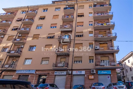 Foto Appartamento in Via De Rada  37, Cosenza Acquedotto di 126 m²