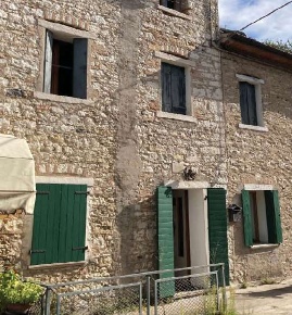 Foto Appartamento in Viale Italia, Segusino Centro di 199 m² con 8 locali