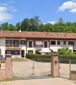 Foto Appartamento in Via Borgo Valentino, Arignano Centro di 29 m² all'asta