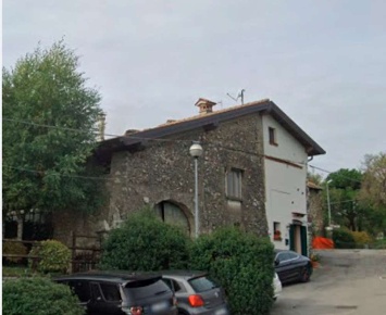 Foto Appartamento in Via Villa, Serle Centro di 67 m² con 4 locali all'asta