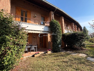 Foto Villa a schiera in Via per Subinago, Carimate Centro di 150 m²