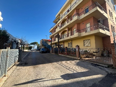 Foto Appartamento in via foscolo, Tortoreto Tortoreto Lido di 55 m²
