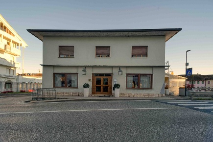 Foto Appartamento in via roma, Santa Giustina Centro di 200 m² con 8 locali