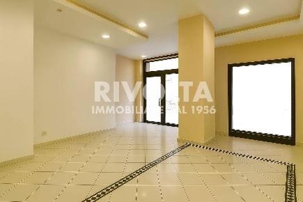 Foto Locale commerciale in Via Monte Pertica, Roma Mazzini - Delle Vittorie