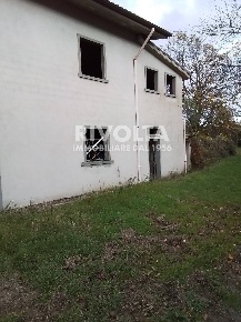 Foto Villa unifamiliare in via madonna delle grazie, Canepina di 135 m²