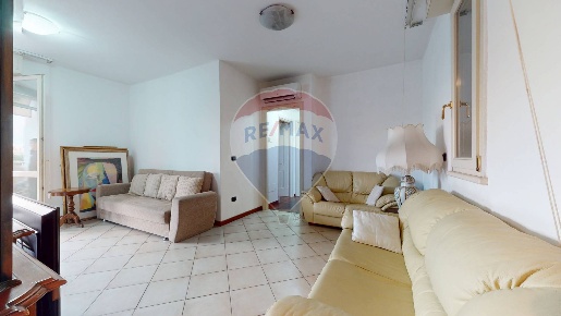 Foto Appartamento in Via Salvo D'acquisto, Viareggio Marco Polo - Don Bosco