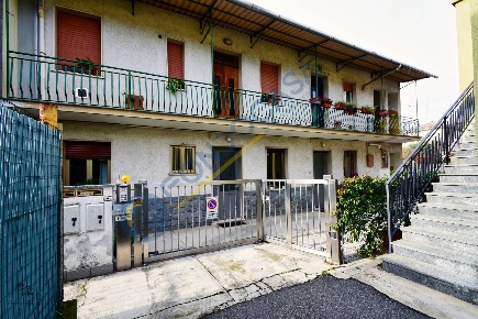 Foto Appartamento in vicolo parini, Senago di 114 m² con 4 locali
