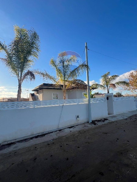 casa indipendente in vendita a Ragusa in zona Marina