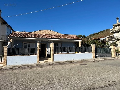 Foto Villa singola in via Moncalieri, San Benedetto del Tronto di 160 m²