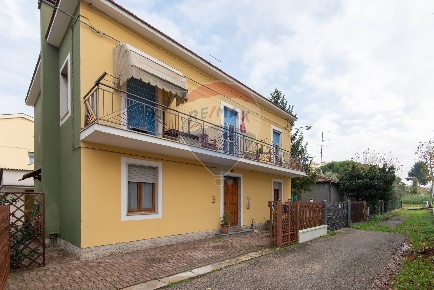 Foto Case semi ndipendenti in Via Marsica, Montesilvano Centro di 106 m²