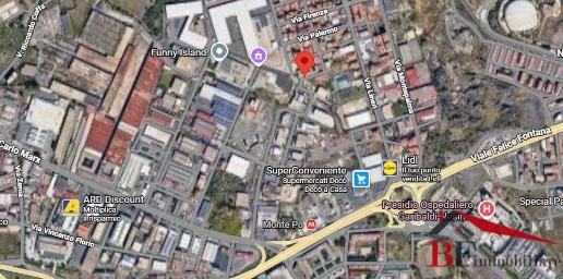 Foto Box in Via Cefalu', Misterbianco Centro di 16 m² con 1 locali