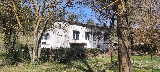 Foto Rustico a Casciana Terme Lari Casciana Terme di 552 m² con 16 locali