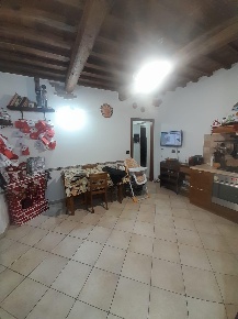 Foto Casale a Livorno Picchianti di 75 m² con 4 locali in vendita