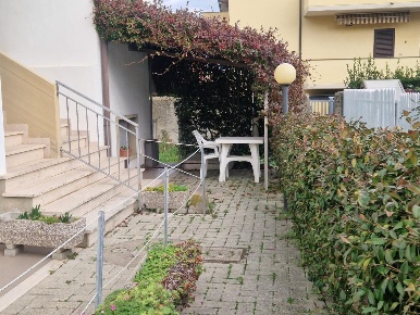 Foto Appartamento a Rosignano Marittimo di 40 m² con 2 locali in vendita