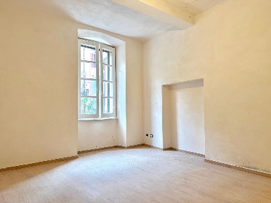 Foto Appartamento a Massa Centro di 55 m² con 3 locali in vendita
