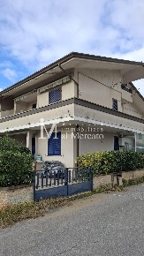 Foto Attico a Viareggio Torre del Lago di 40 m² con 1 locali in vendita