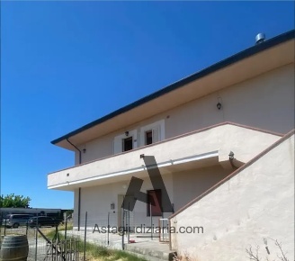 Foto Appartamento a Bientina di 109 m² con 5 locali in vendita