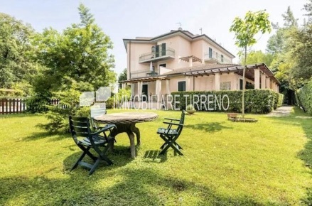 Foto Appartamento a Massa Ronchi - Poveromo di 60 m² con 2 locali