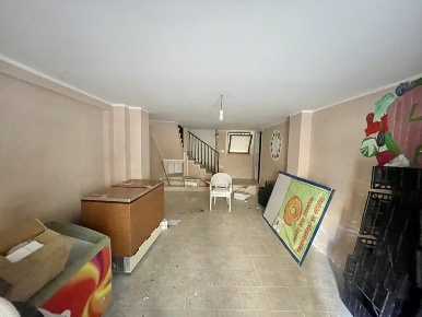 Foto Locale commerciale in via scala di giuda, Reggio di Calabria di 54 m²