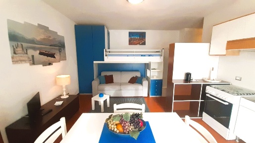 Foto Appartamento in Via A. Volta 31, Daverio Centro di 38 m² con 1 locali