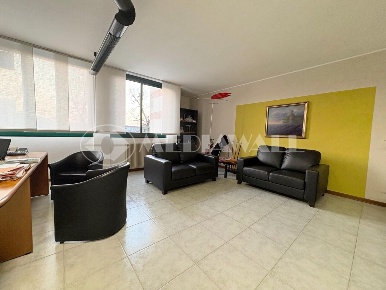 Foto Appartamento a Fiume Veneto Centro di 131 m² con 4 locali in vendita