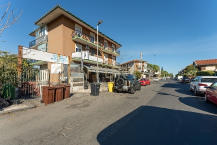 Foto Casa indipendente in CORSO SAN VITO 141, Catania Centro di 385 m²