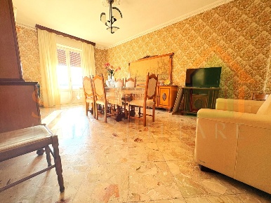 Foto Appartamento in Via S. Anna, Monopoli di 95 m² con 3 locali in vendita