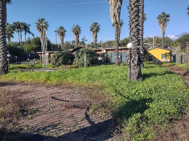 Foto Terreno edificabile in Via Cisterna Due Bocche 8, Acireale di 12000 m²