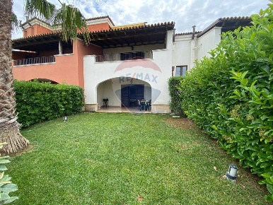 Foto Appartamento in Via San Giusto - Marinagri, Policoro di 85 m²