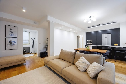 Foto Appartamento in Via San Marco, Chivasso Centro di 123 m² con 6 locali