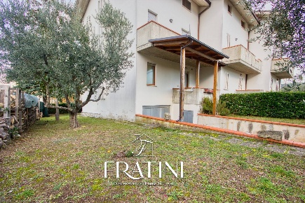 Foto Villa a schiera in Via della montagna dei fiori 10, di 240 m²