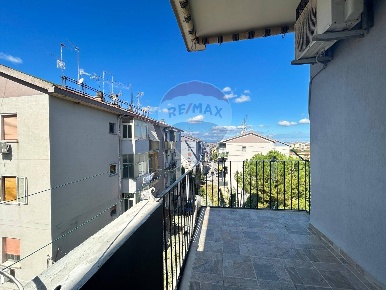 Foto Appartamento in Via Reno, Priolo Gargallo di 93 m² con 3 locali