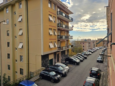 Foto Appartamento in Via Asilo Davide E Delfina Garbarino, Genova Dinegro