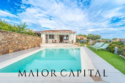 Foto Villa bifamiliare in Via Platamona, Budoni Baia Sant'Anna di 130 m²