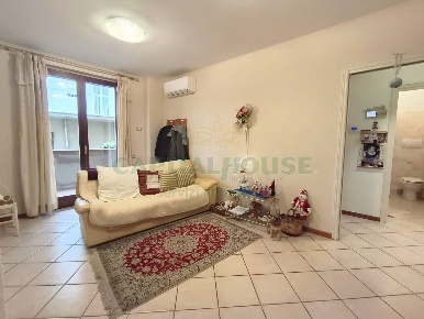 Foto Appartamento in Via G. Mameli, Certaldo Centro di 93 m² con 5 locali