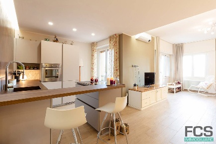 Foto Appartamento in Gradinata SAN carlo, Finale Ligure Centro di 90 m²