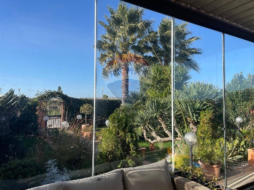 casa indipendente in vendita a Ragusa