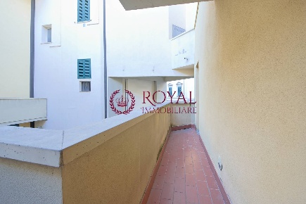 Foto Appartamento in Via Del Leone, Livorno Pontino - Bastia di 70 m²